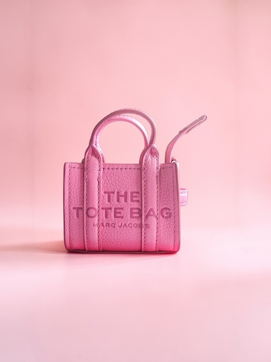 Marc Jacobs Handbags - Marc Jacobs The Tote Bag Mini Tote in Pink